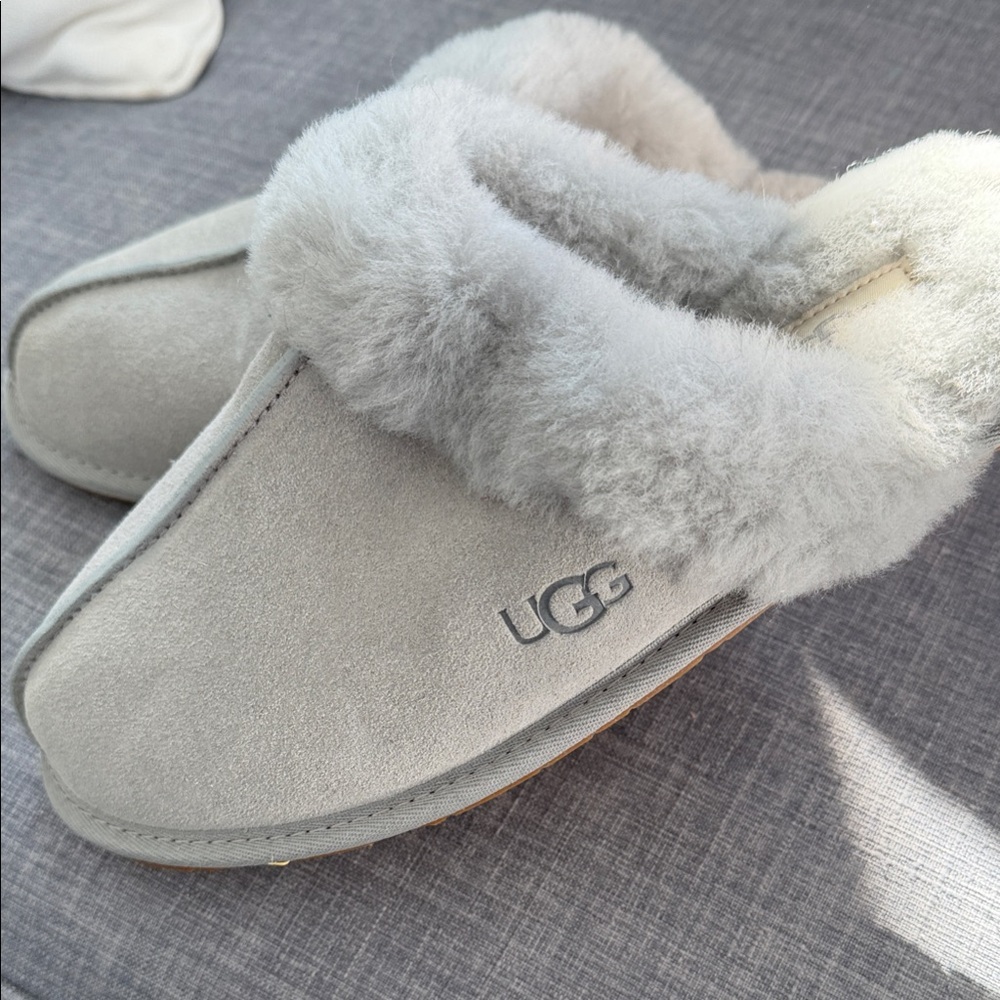 UGG Women's Cozy Light Gray Slippers